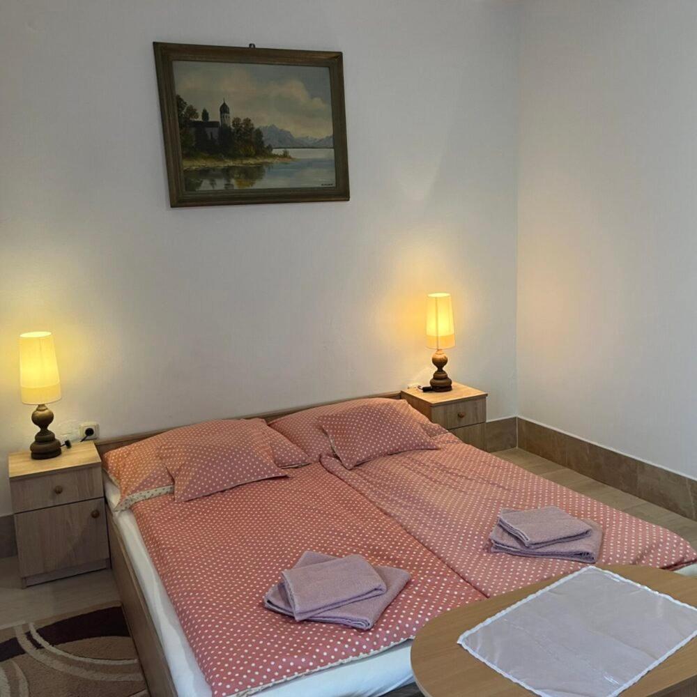 Lenzl'S Panzio Bed & Breakfast Szigetvar Luaran gambar