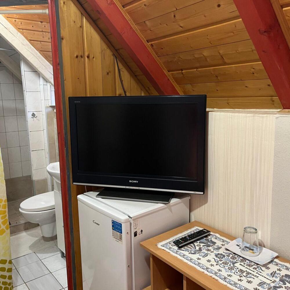 Lenzl'S Panzio Bed & Breakfast Szigetvar Luaran gambar