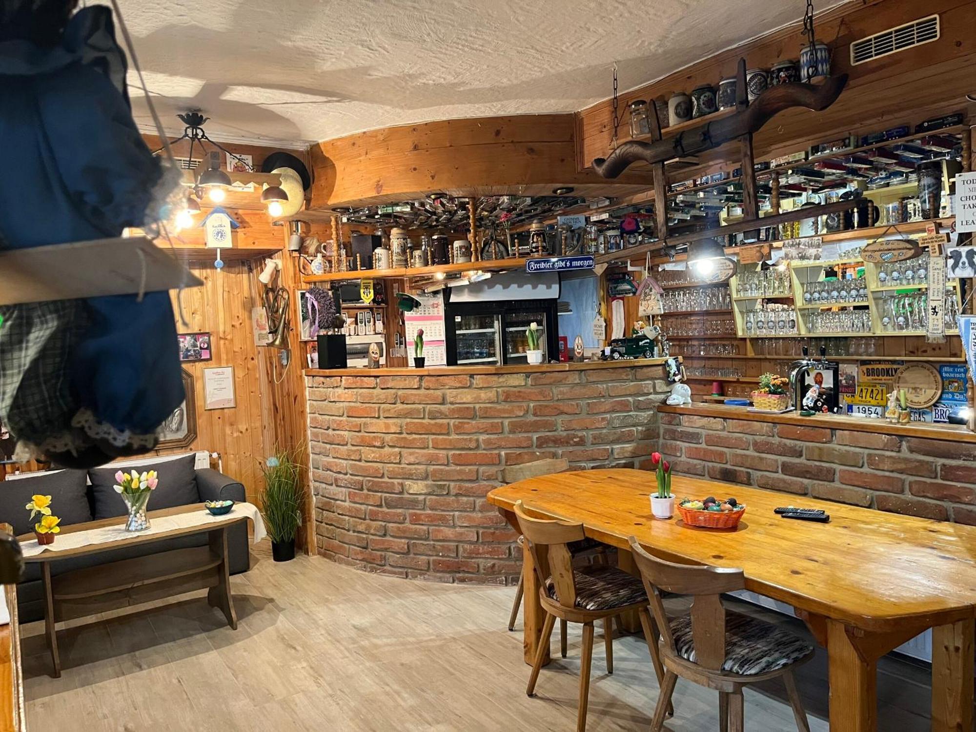 Lenzl'S Panzio Bed & Breakfast Szigetvar Luaran gambar